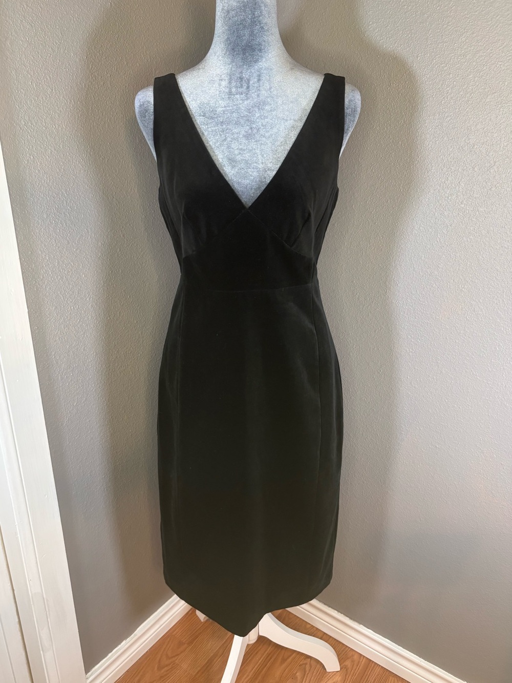 J. Crew Black Velvet V-Neck Midi Dress Size 6